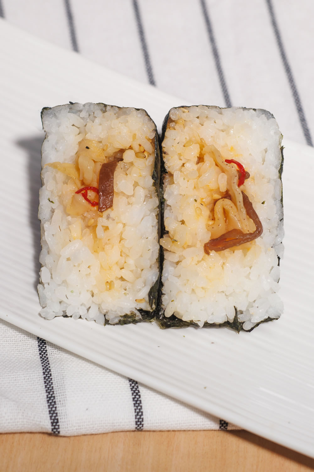 Chuka Hotate Onigiri